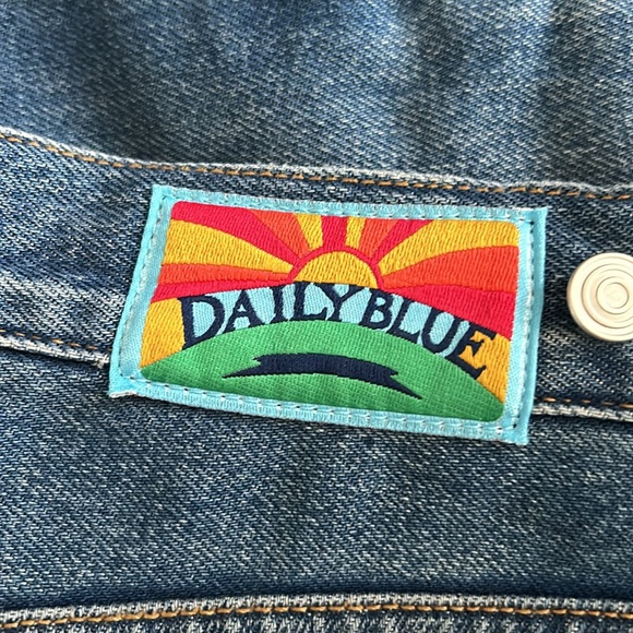 AG Jeans - Picture 8 of 10